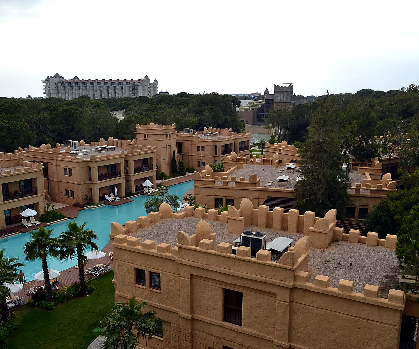 Территория премиального курорта Rixos Premium Belek